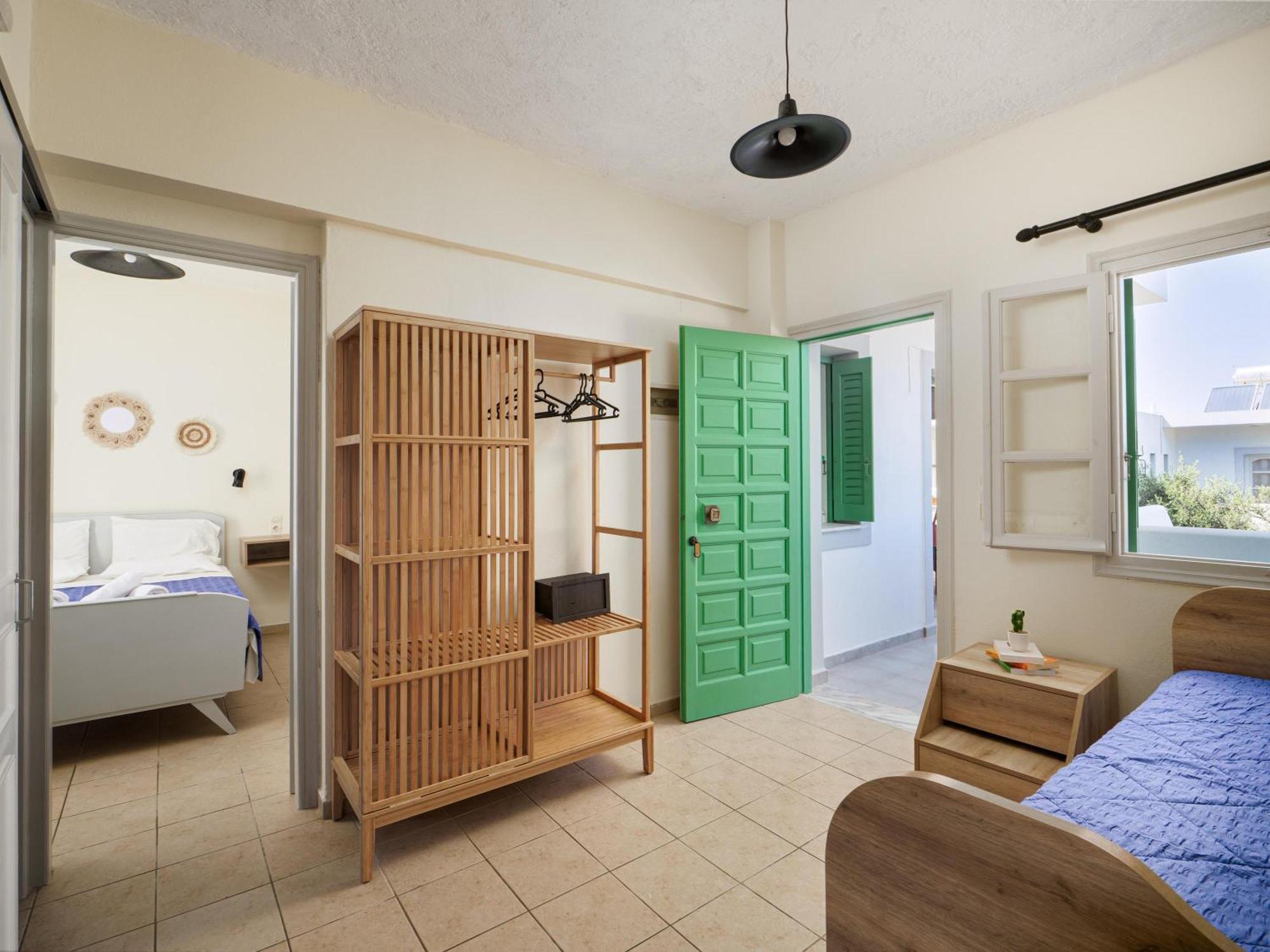 Divina Seaside Apartments By Estia Goúvai Luaran gambar